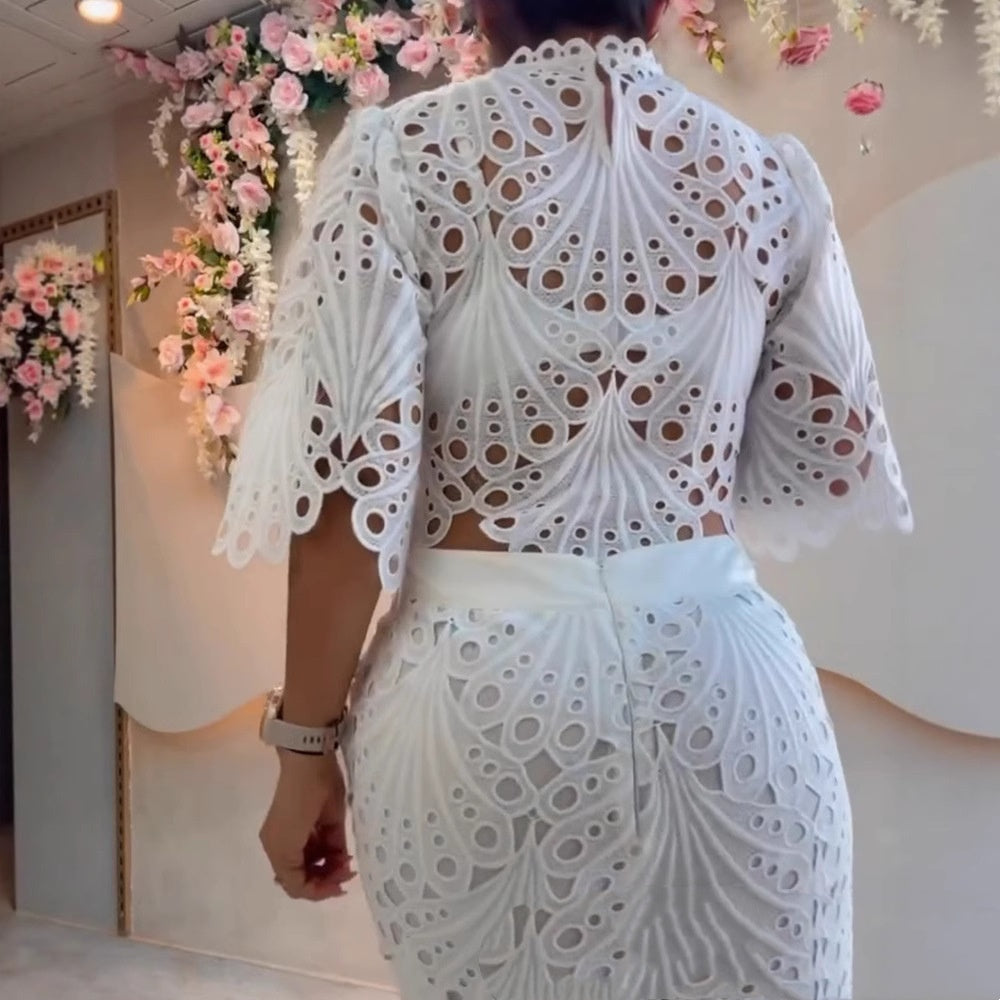 White Short Hollow Lace Fabric Short Sleeve Top Suit Slim Fit