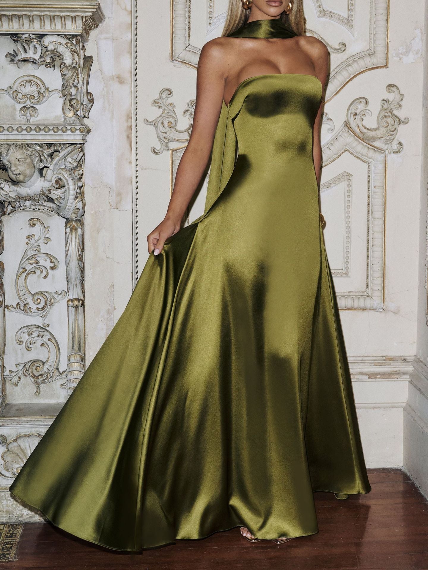 Oversized Satin Sleeveless Solid Color Floor-Length Formal Dress w/ Neck Sash