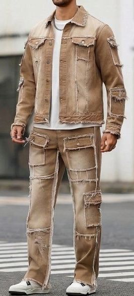 Men's Hip-Hop Denim Khaki Deconstructed Gradient Colorblock Distressed Patchwork Washed Frayed Jean Jacket & Ripped Deconstructed Raw Edge Cargo Multi-Pocketed Wide Leg Streetwear Jeans 2-Piece Set