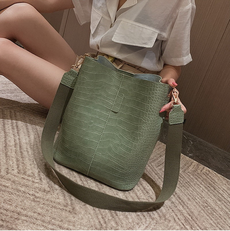 Crocodile Crossbody PU Leather Bag Bucket Bag Purse