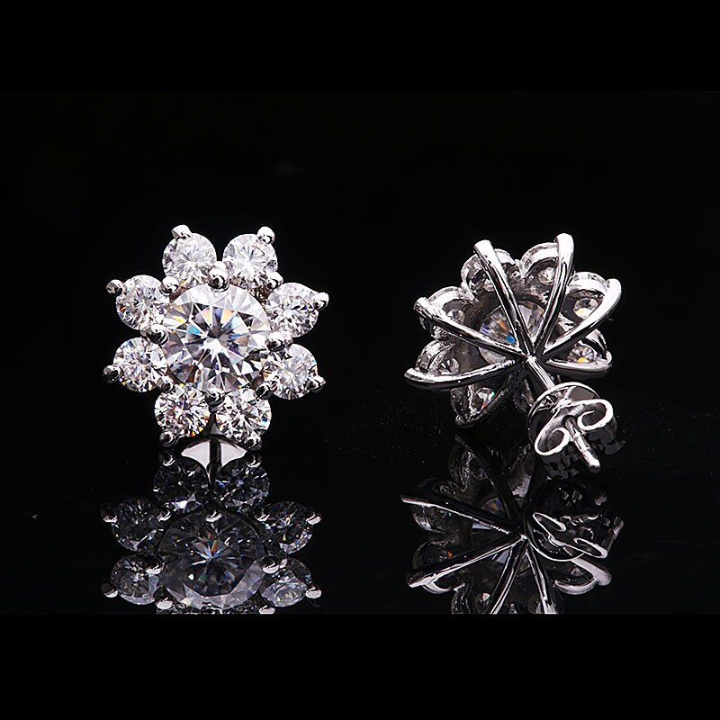 Round 1.0ctw 5.0mm Cut DF Color VVS1 Moissanite Flower Earrings Real 18K White Gold Earrings