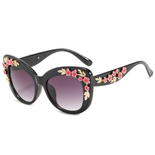 Baroque Vintage Cat Eye Floral Decor Sunglasses