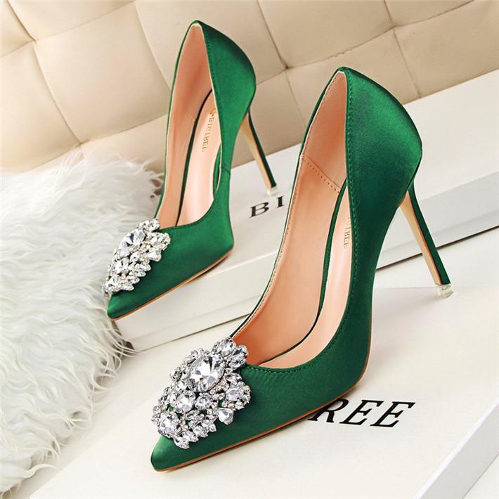 Crystal Pendant Pointed Toe Silk Stiletto High Heel Pumps