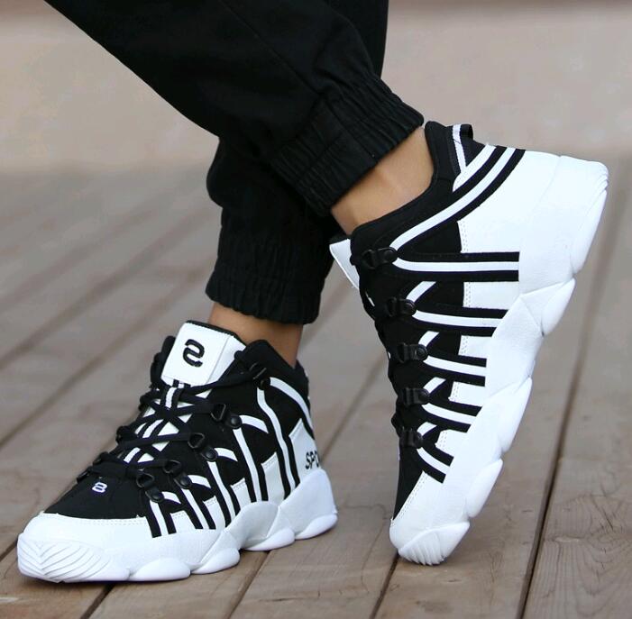 Men's Walking Breathable Designer Lace Up Sneakers