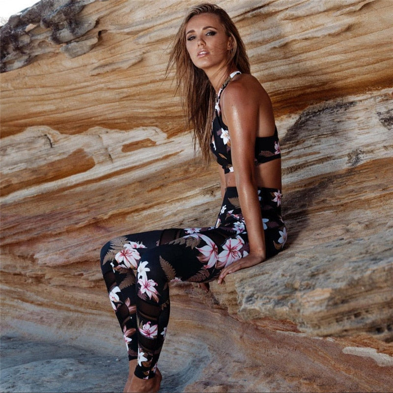 Criss Cross Floral Print Backless Strapless Crop Top + High Waist Mesh Patchwork Spandex Leggings Women's 2-Piece Fitness Set