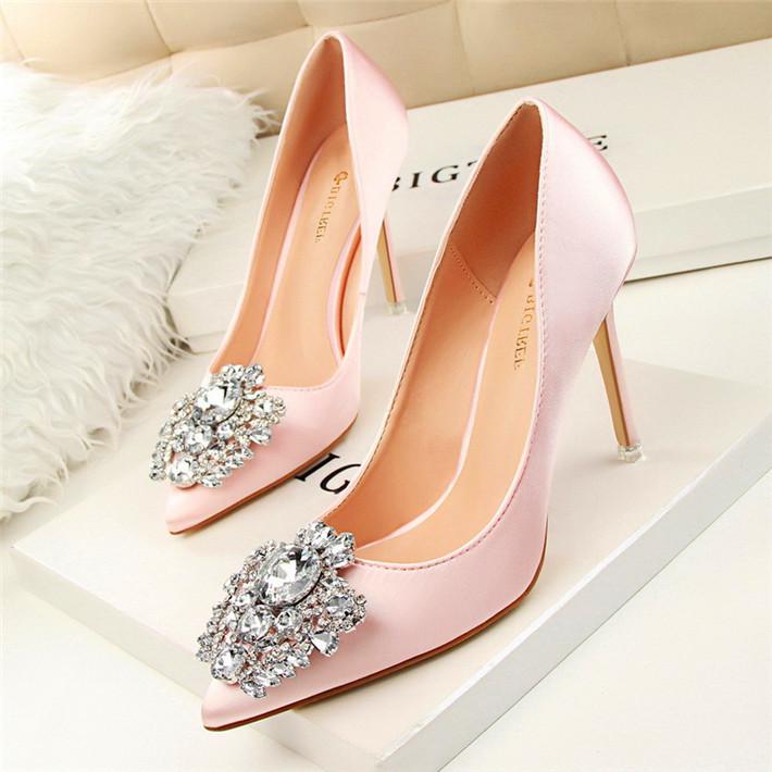 Crystal Pendant Pointed Toe Silk Stiletto High Heel Pumps