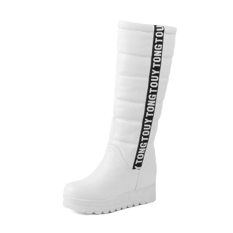 Solid Ladies Thermal Velvet Lined Platform Cotton Padded Snowboots