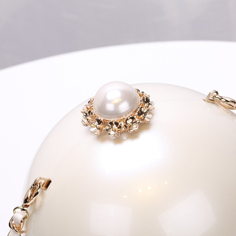 Round Pearl Acrylic Clutch Chain Purse