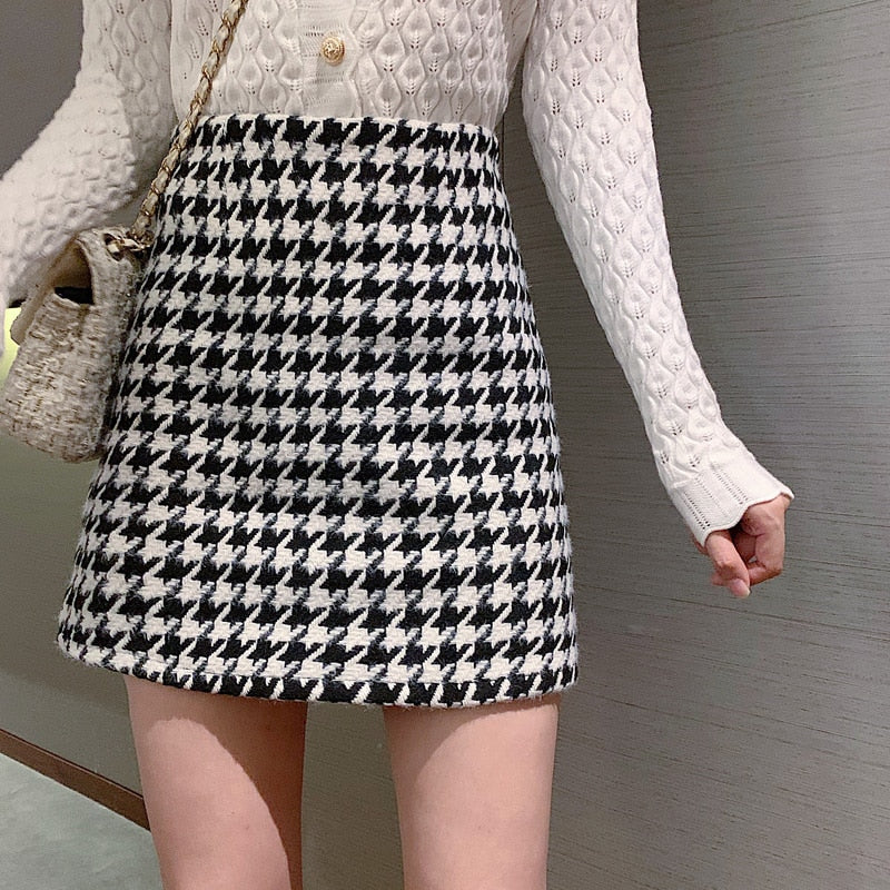 Preppy Style Houndstooth Plaid Black/White Ladies High Waist Mini Skirts