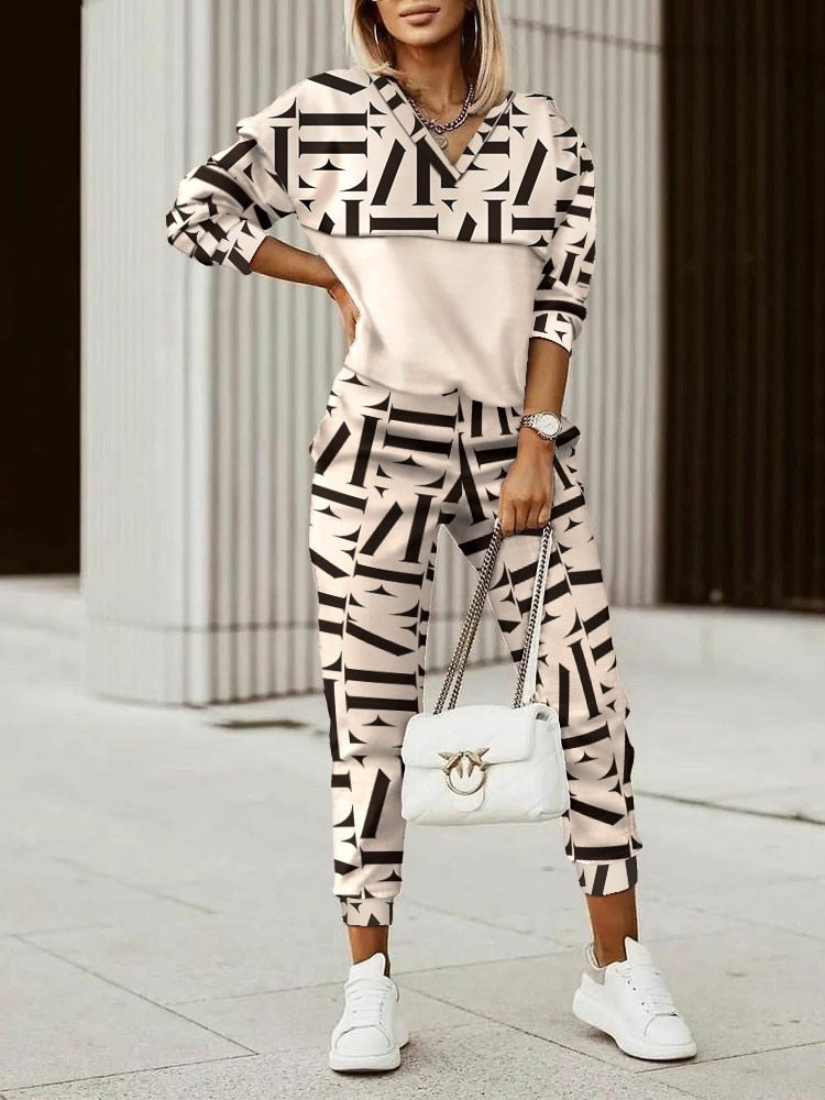 Geometric Printed Letter Long Sleeve Top & Pants 2-Piece Set