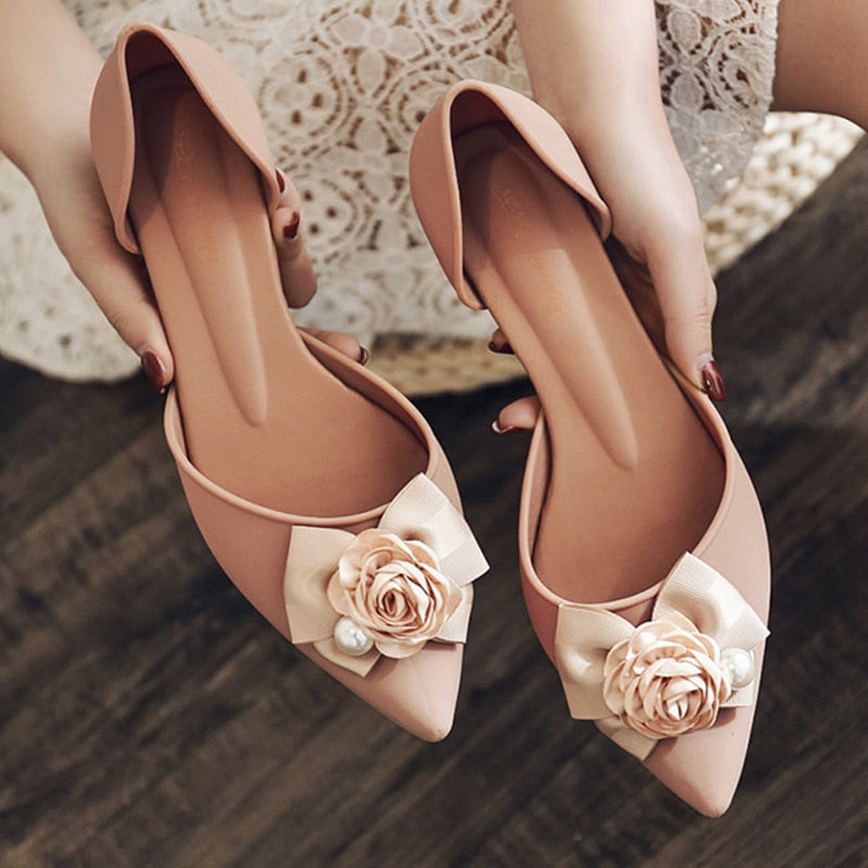 Embellished Rose Detail Designer Pointed Toe Pumps