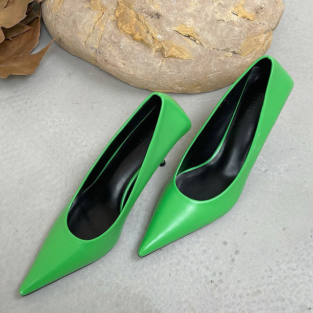 Shallow Pointed Toe Ladies Designer Heel Pumps